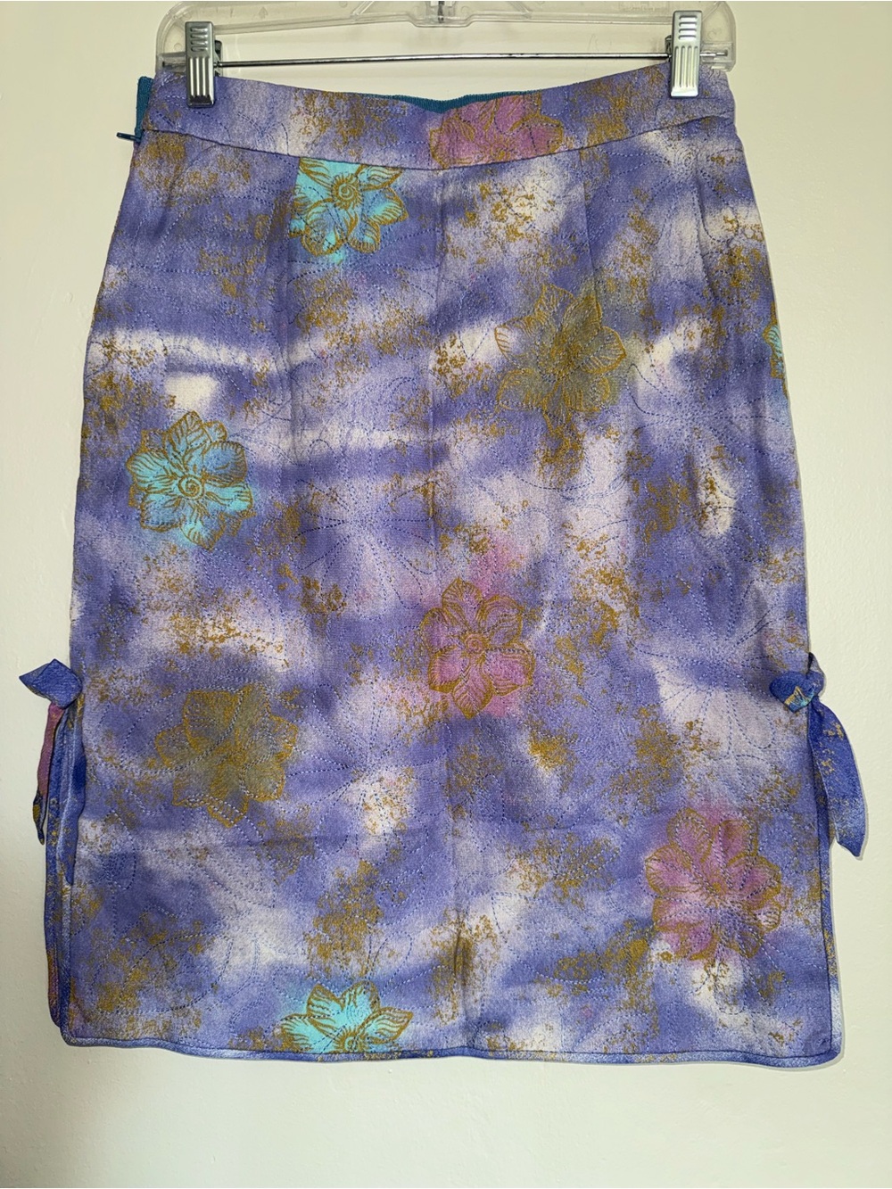 Emanuel Ungaro Lavender, Gold and Pink Floral Tailored Jacket - Picture 12 of 15